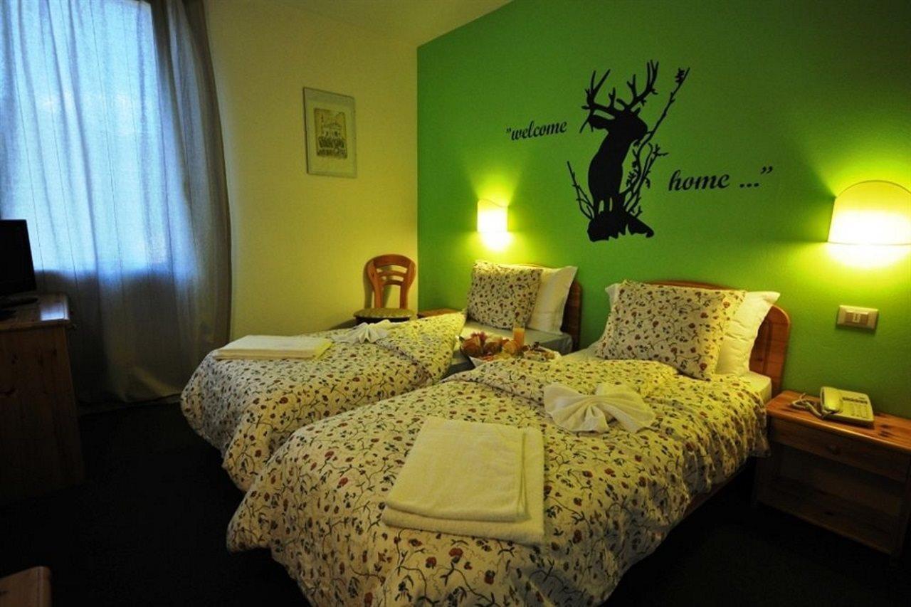 Hotel Saisera วาลบรูนา ภายนอก รูปภาพ